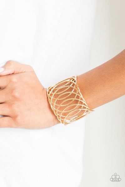 Dizzyingly Diva - Gold Bracelet